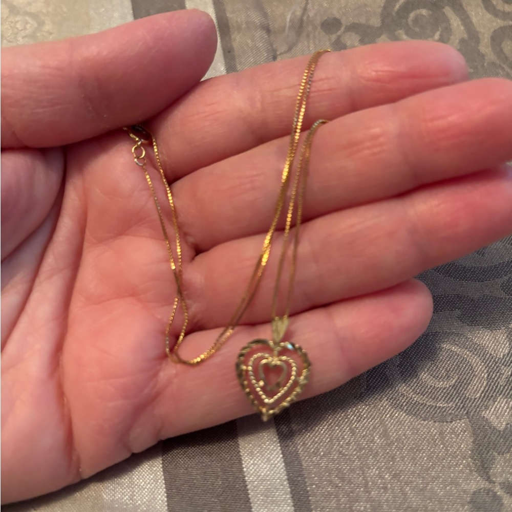 Gold Heart Pendant Necklace